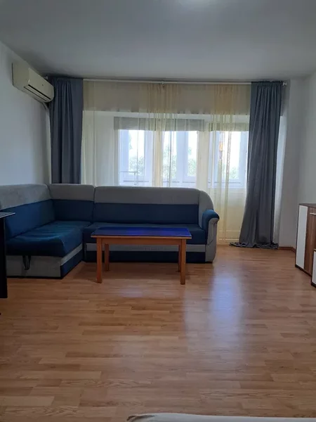 Lacul Tei x Teiul Doamnei - 5 min facultatea de constructii si parcul tei