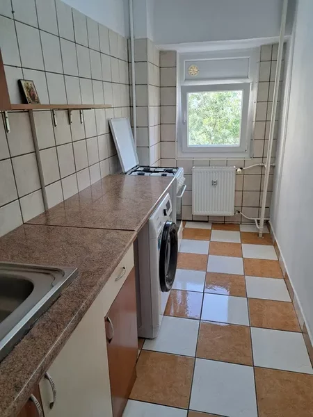 Lacul Tei x Teiul Doamnei - 5 min facultatea de constructii si parcul tei