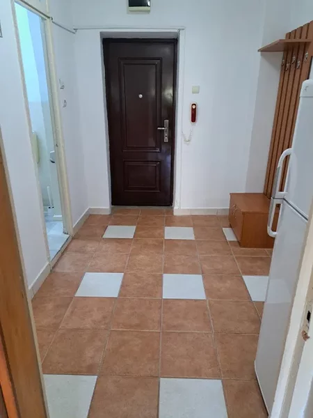 Lacul Tei x Teiul Doamnei - 5 min facultatea de constructii si parcul tei